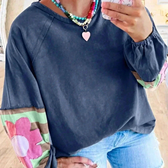 Blue Cute Women's Free Style Drop Raglan Shoulder Solid Floral Oversized Sweater - Picture 1 of 3